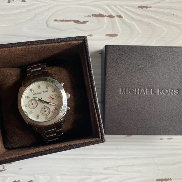 Women's Michael Kors MK5092 Watch - Picture 3 of 10